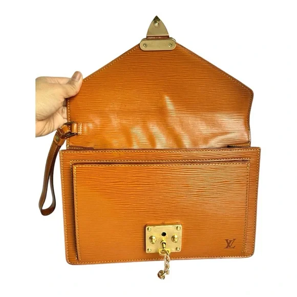 LOUIS VUITTON Epi Leather Sellier Dragonne Women’s Clutch Bag Brown Vintage - Picture 5 of 16